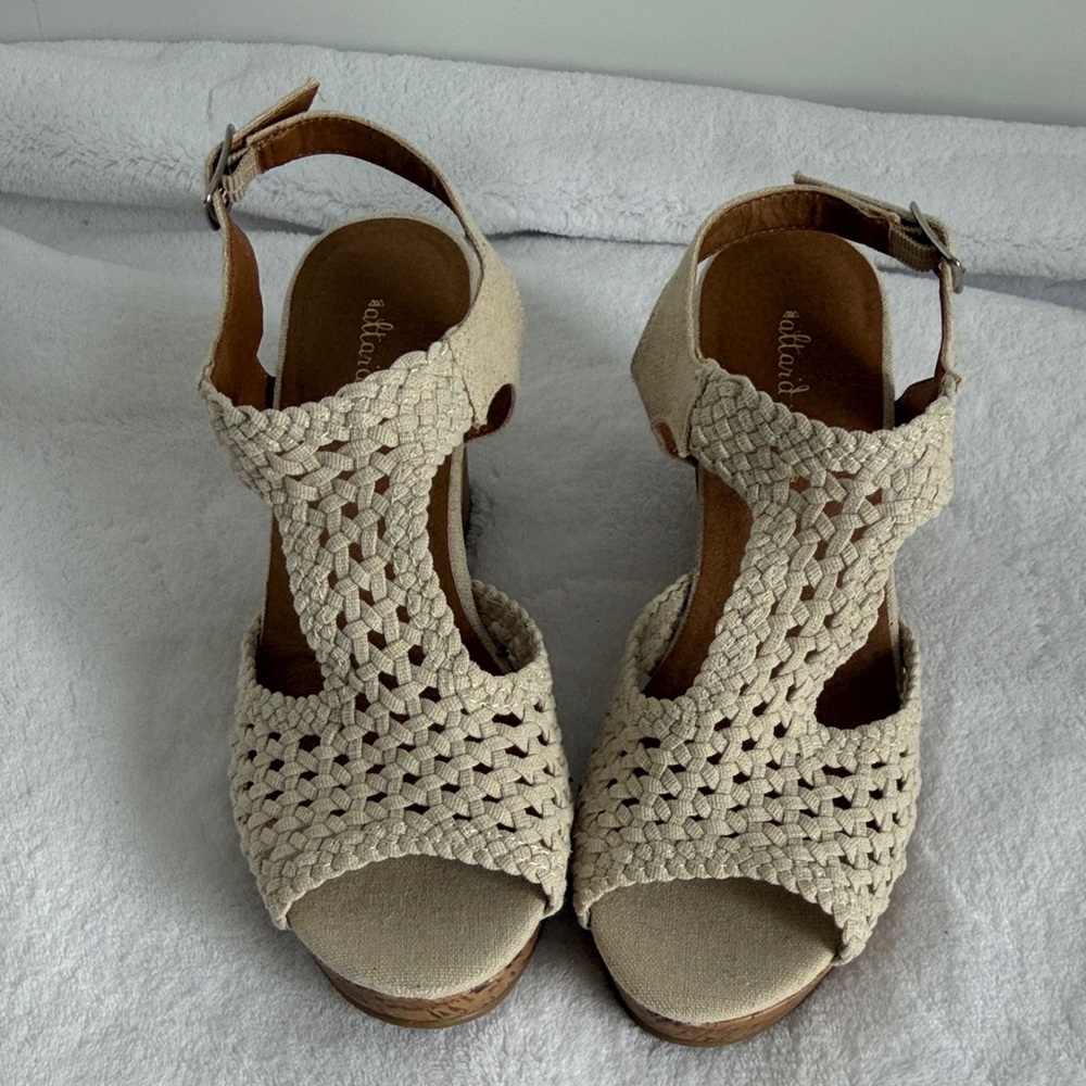 Altar’d State Sonner Natural Linen Wedge Sandals | Size 9 | NWOT